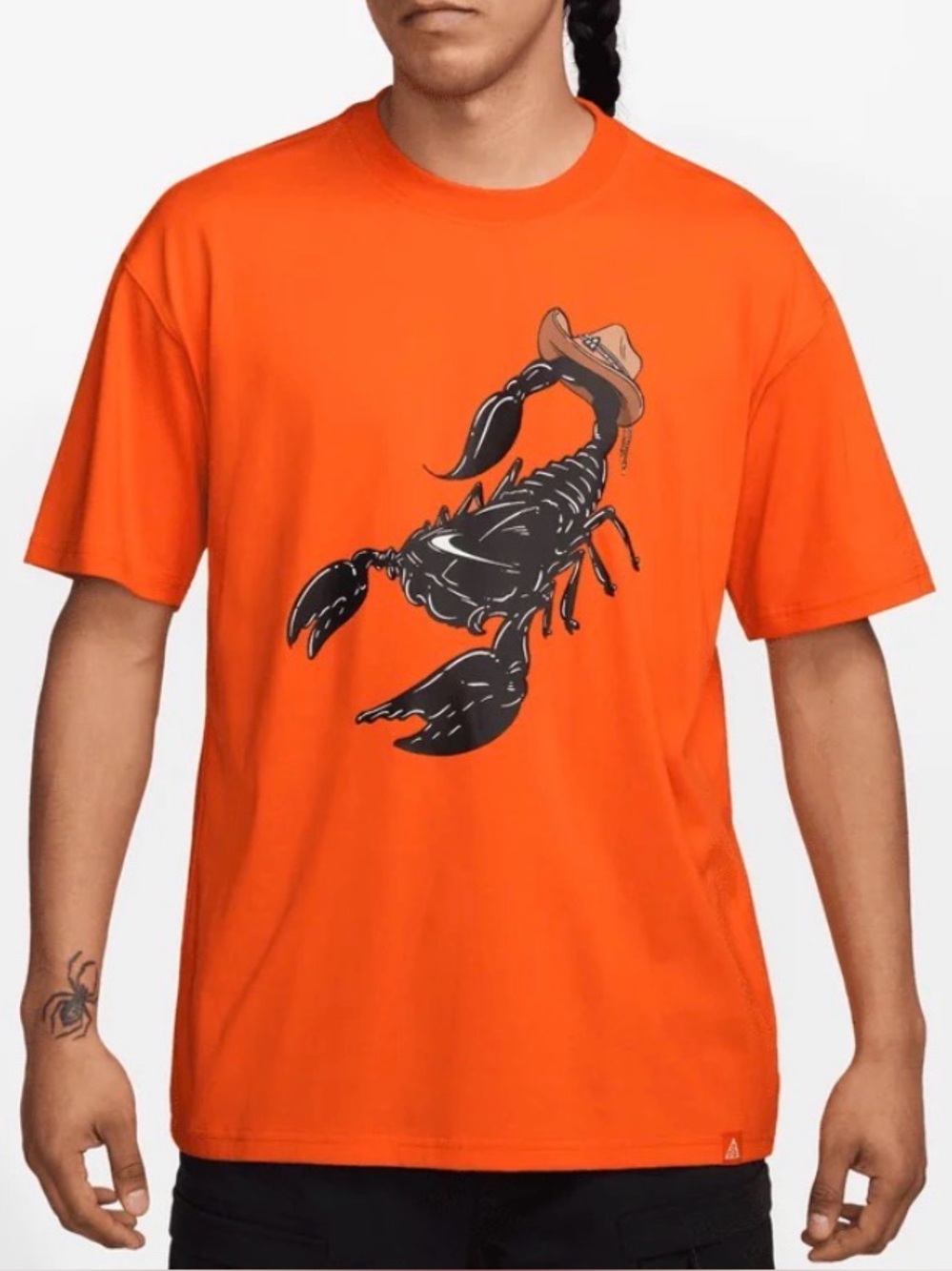 HEAVYWEIGHT NIKE ACG LOOSE FIT/Dri Fit T shirt Scorpion (Orange)